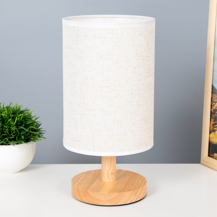 

Лампа настольная "Брюссель" 1x40Вт E27 белый 14x14x27 см.