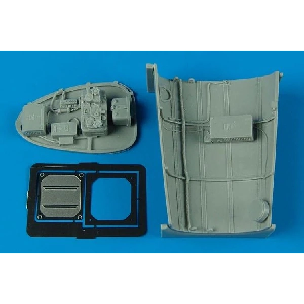 

Набор дополнений Aires 1/32 Messerschmitt Bf 109K Radio equipment 2041