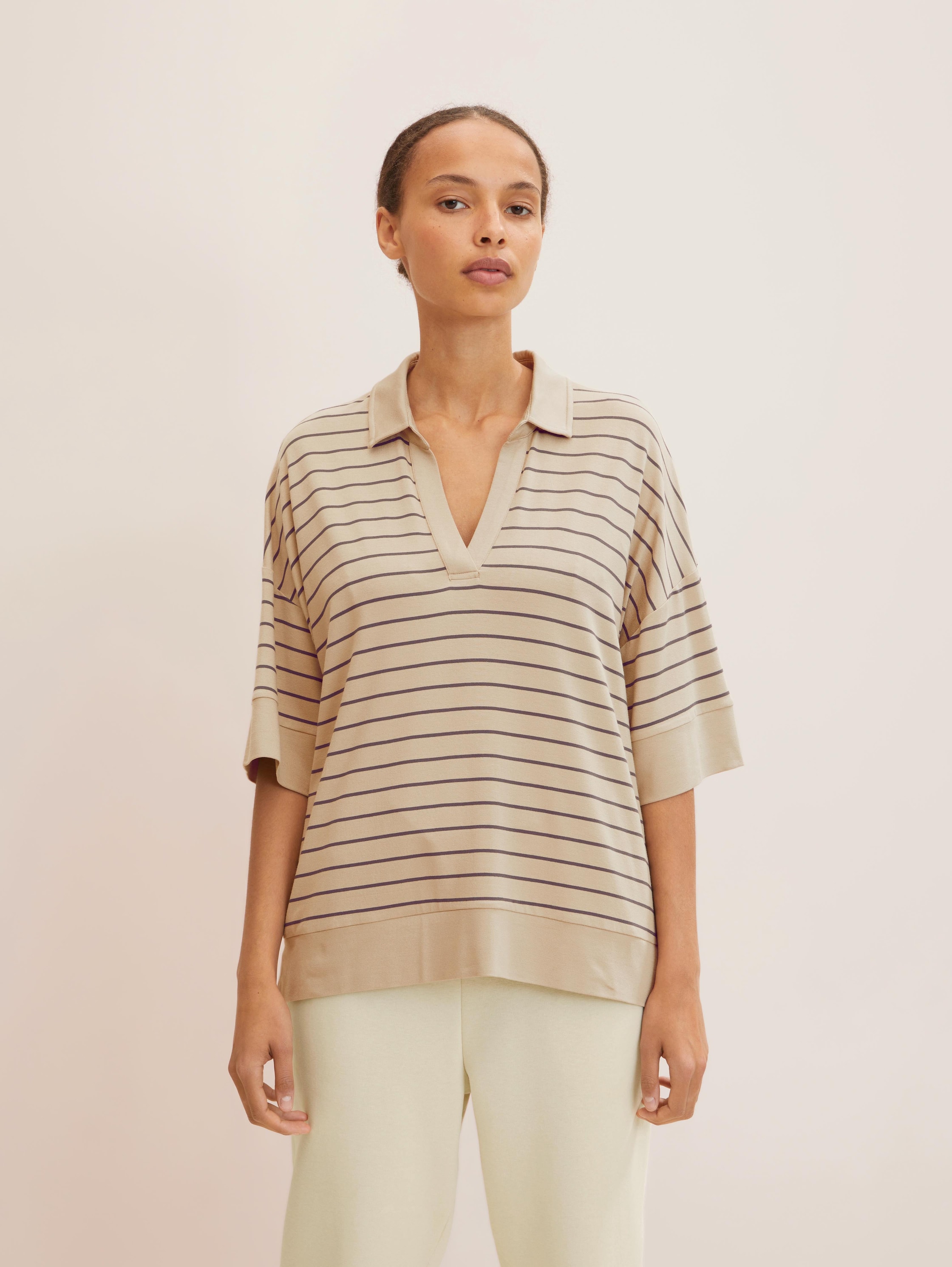 

Футболка женская TOM TAILOR 1032722 бежевая XS, 1032722