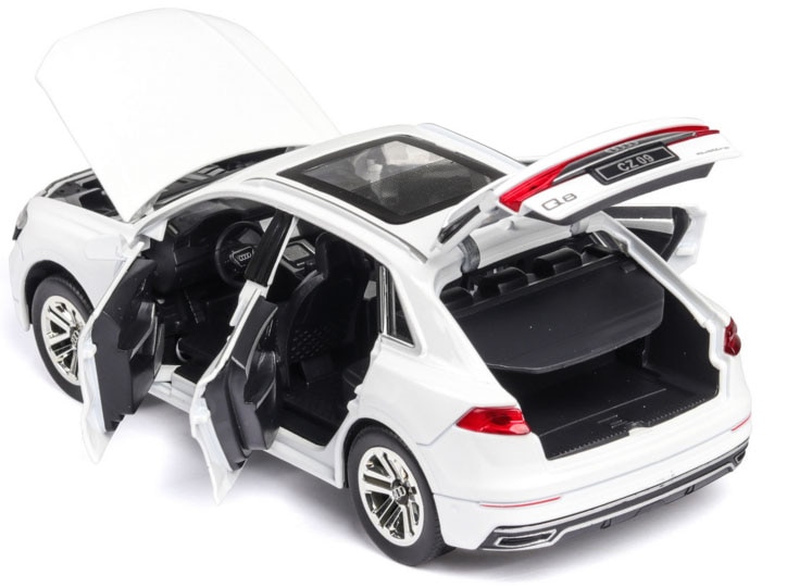 

Машинка Audi Q8 CheZhi 1:32 CZ14blk