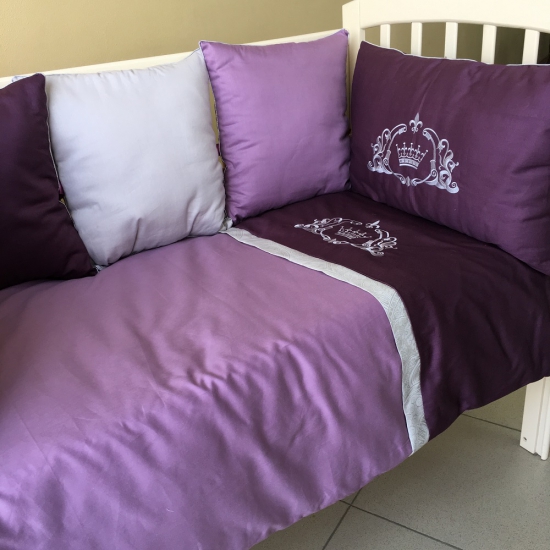 фото Детский постельный комплект подушкино версаль (борта подушками, вышивка)