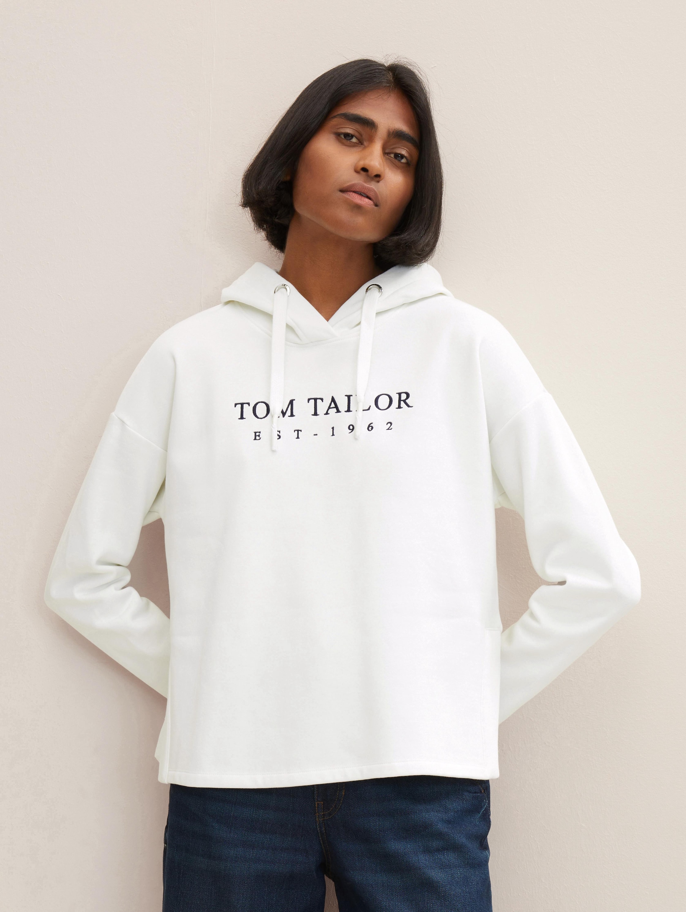 

Толстовка женская TOM TAILOR 1034648 белая S, 1034648