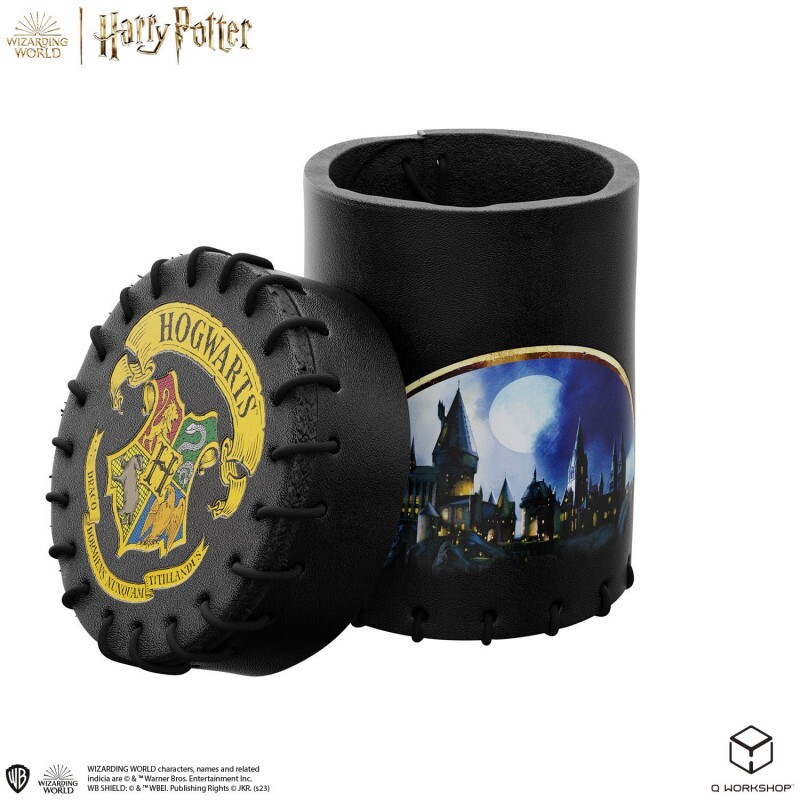 

Стакан для перемешивания кубиков Q Workshop Harry Potter. Hogwarts Dice Cup кожаный, Черный
