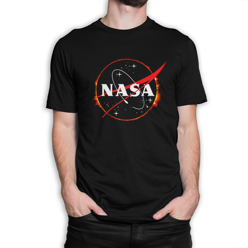 

Футболка мужская Dream Shirts NASA черная XS, Черный, NASA