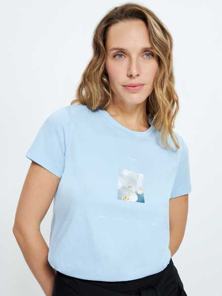 

Футболка женская ZARINA 3123531431 голубая XL, 3123531431