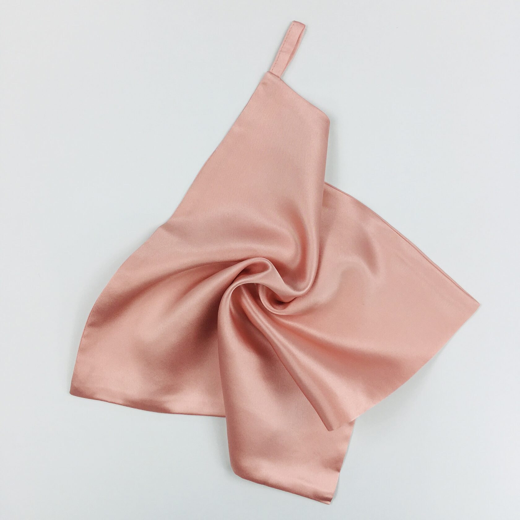 фото Шелковое полотенце для лица luxe silk "роза" p1722