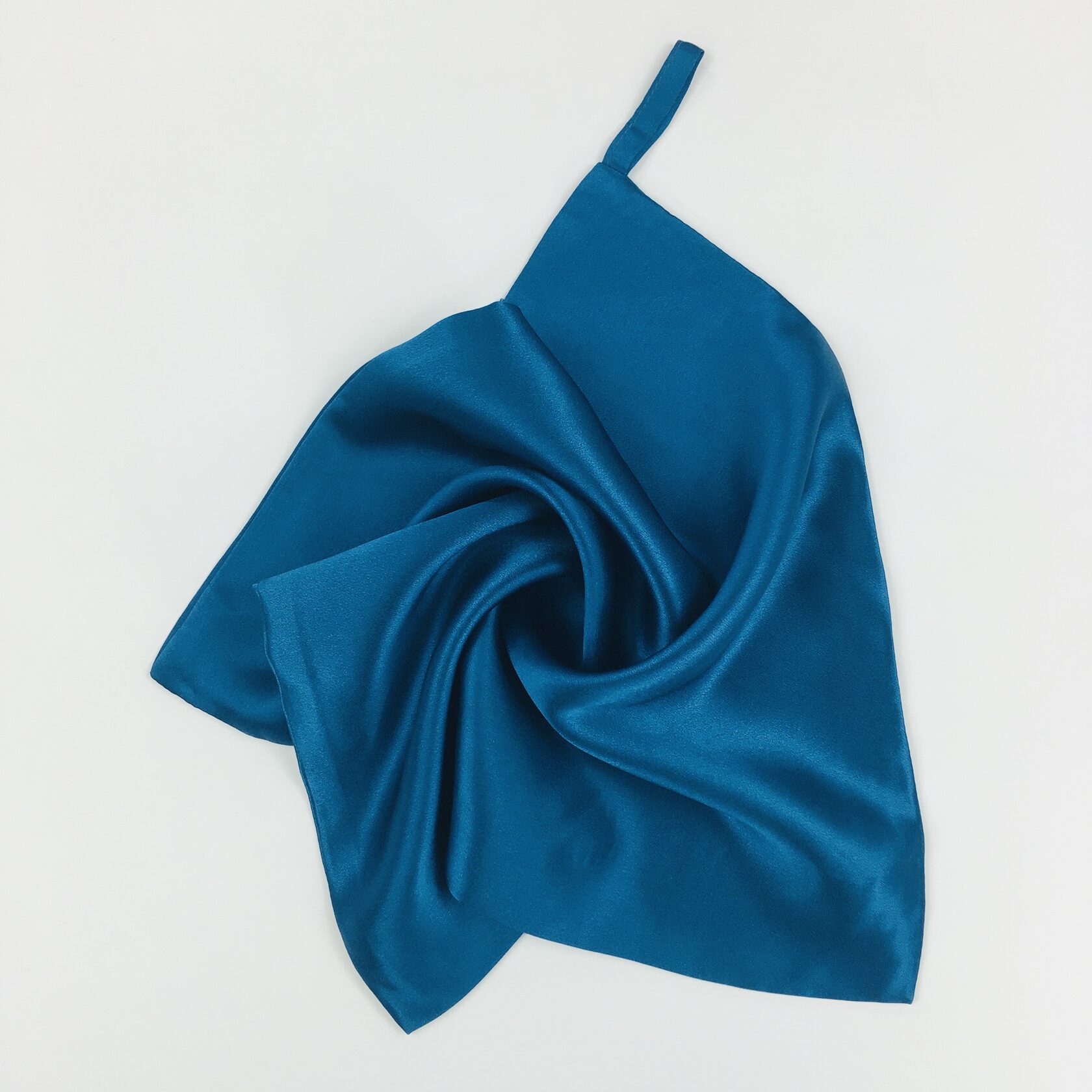 фото Шелковое полотенце для лица luxe silk "морская волна" p1706