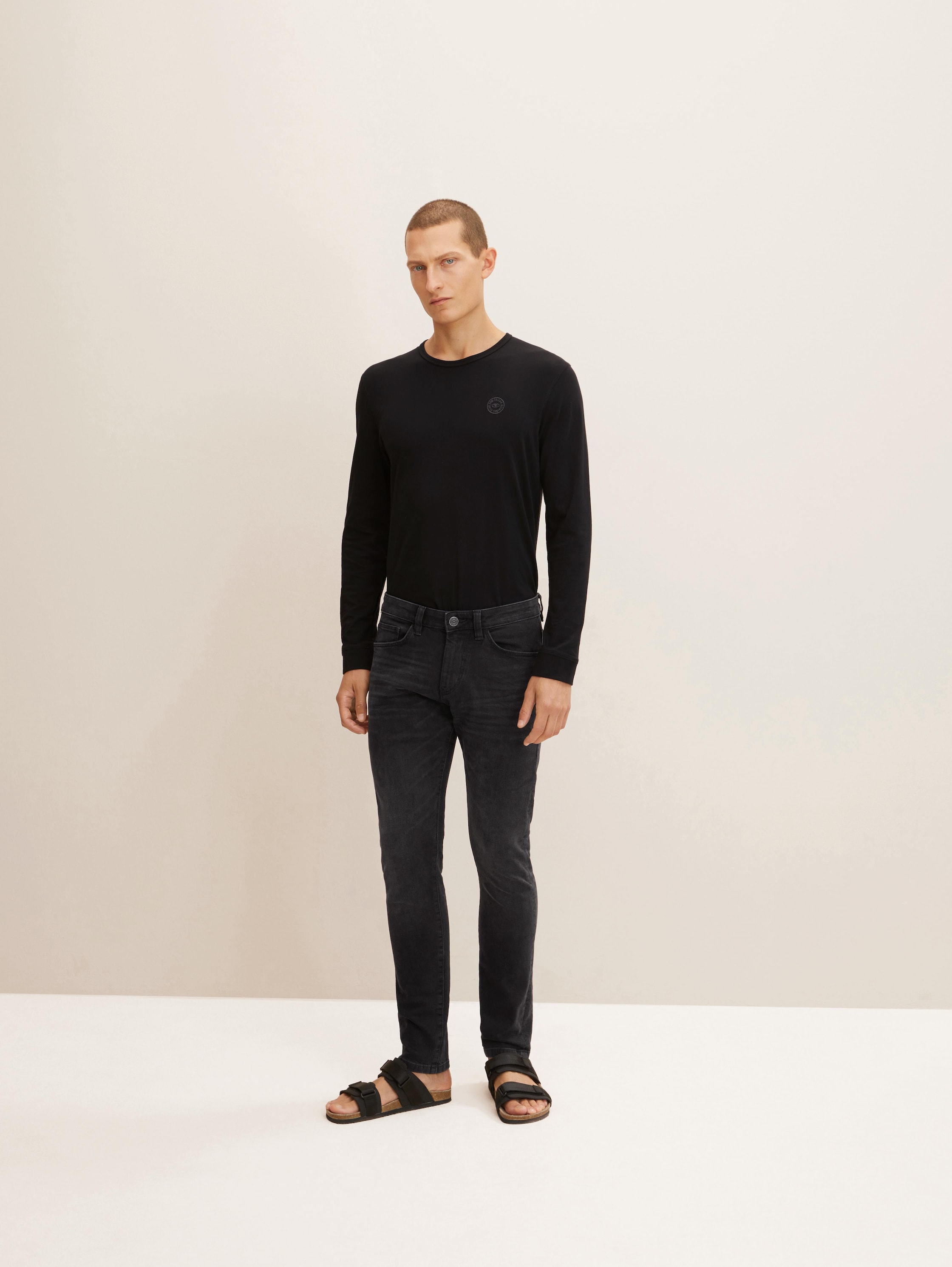 

Джинсы мужские TOM TAILOR 1032767 серые 33/34, 1032767