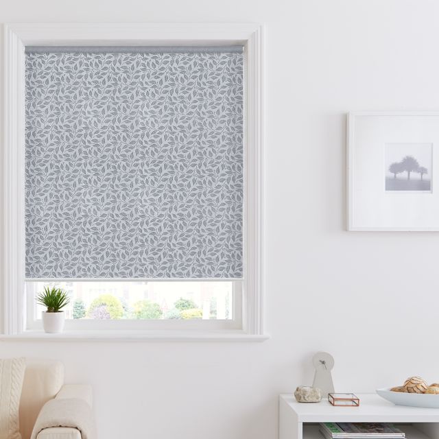 Штора рулонная FixLine Amigo 20220 80x180 см светло-серая