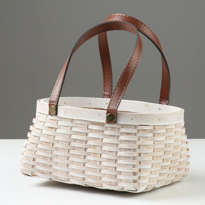 

Корзина плетеная 21x16x10/22 см белая секвойя