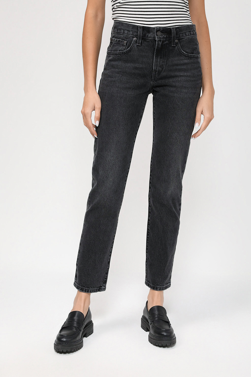 

Джинсы женские Levi's A46900000 черные 32/31, Черный, A46900000