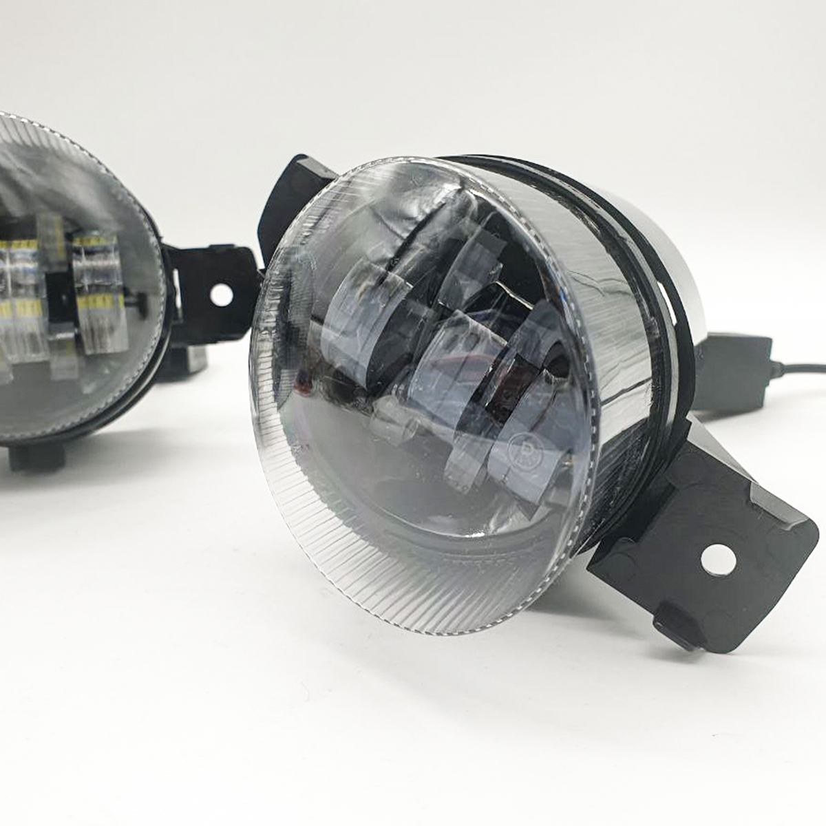 

Противотуманные фары LED EZID-AUTO Nissan Infiniti белый свет 2 шт