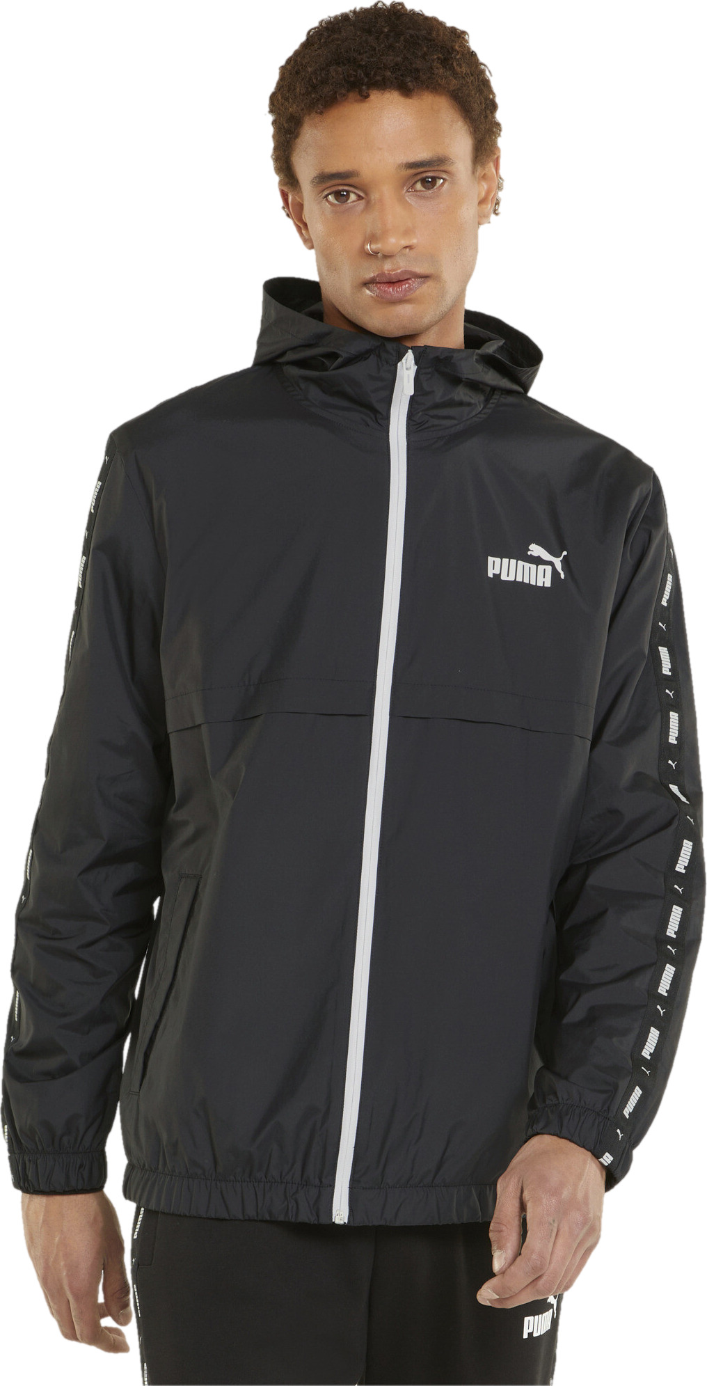 

Ветровка мужская PUMA ESS+ TAPE Windbreaker черная XL, Черный, ESS+ TAPE Windbreaker