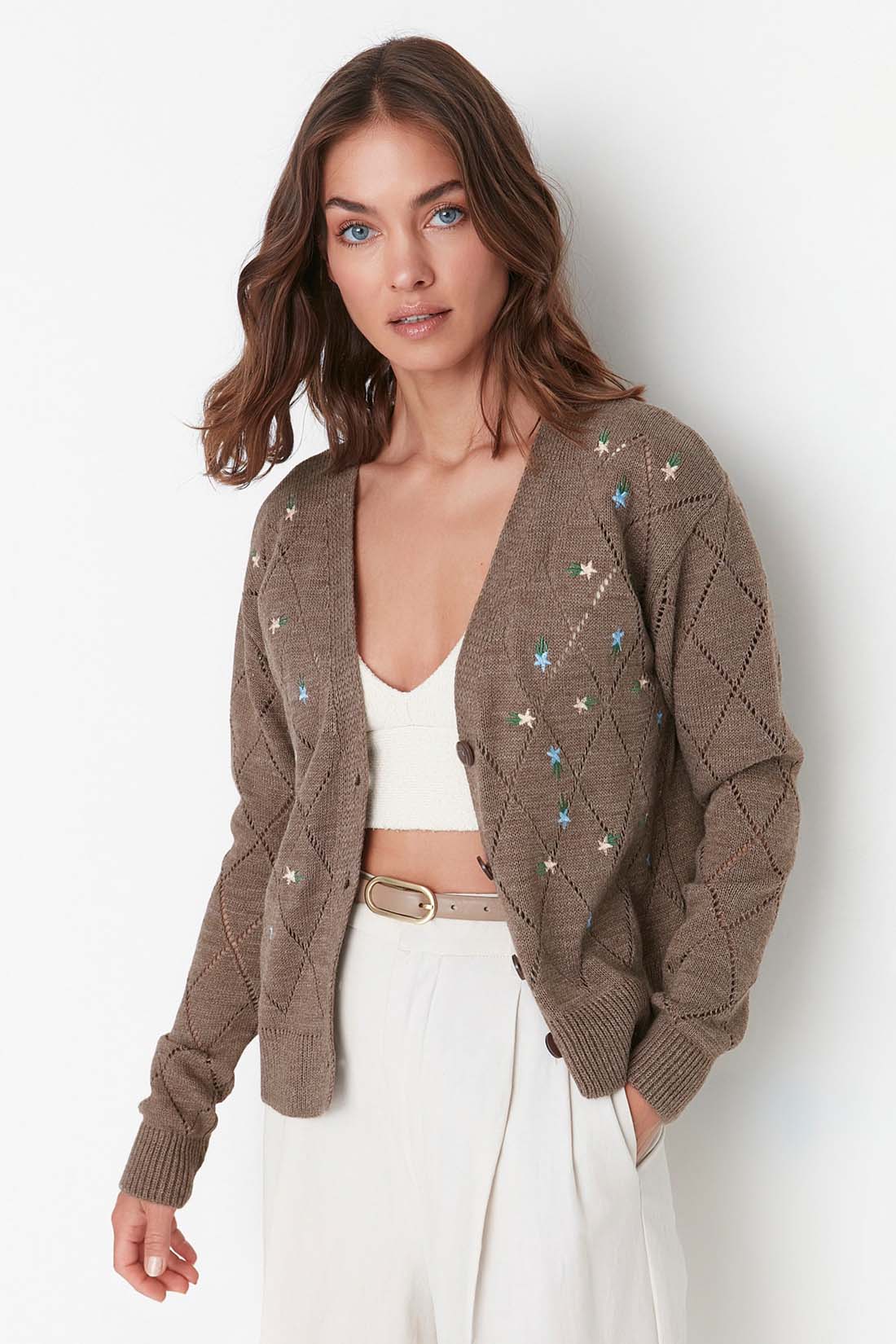 

Кардиган женский Trendyol TWOAW22HI0188 коричневый S, trendyol TWOAW22HI0188