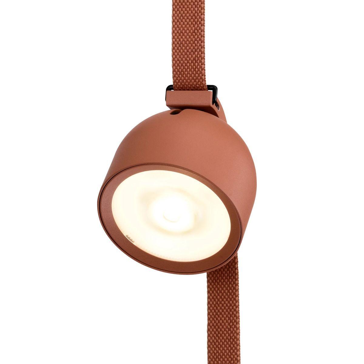 

Трековый светодиодный светильник Lightstar Nove 208032