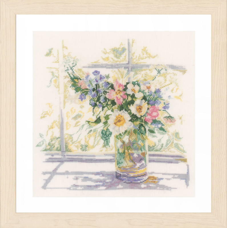 

Набор для вышивания на льне LANARTE "Bouquet of Flowers", арт.PN 0168743