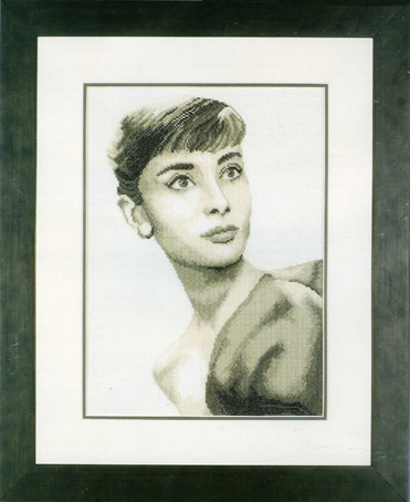 

Набор для вышивания на аиде LANARTE "Audrey Hepburn", арт.PN 0008255