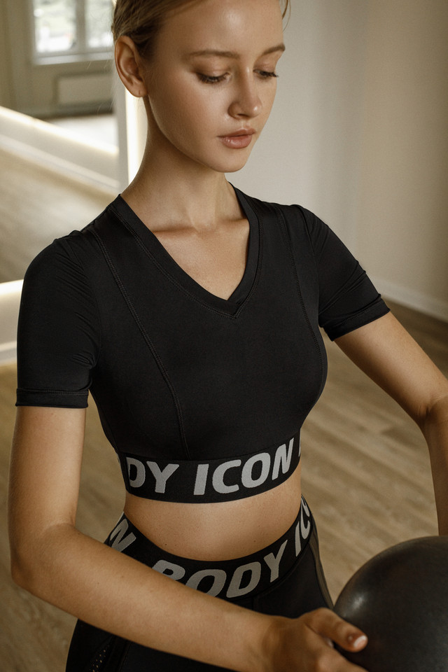 Топ женский BODY ICON RS-4010 черный XL