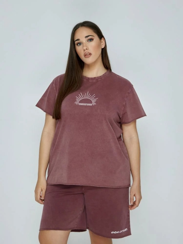 Футболка женская Plus size_1115 бордовая S/M MAT fashion. Цвет: бордовый