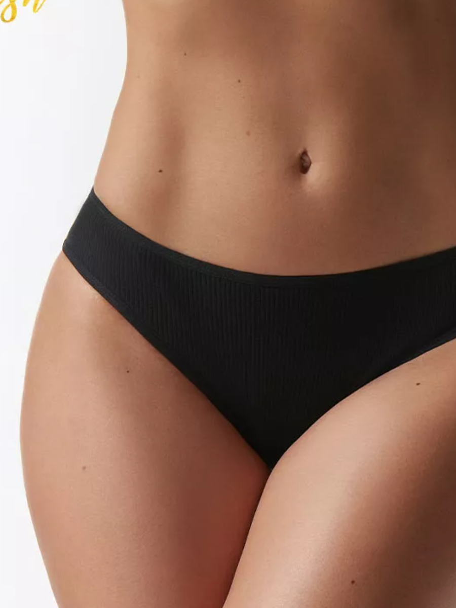 

Трусы женские Minimi MFR221 Ribana Slip черные 42, Черный, MFR221 Ribana Slip