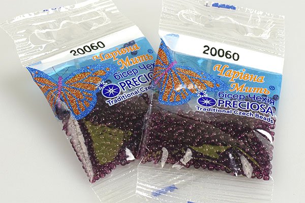 

Бисер Preciosa Чехия цвет 20060, 5 г, Фиолетовый