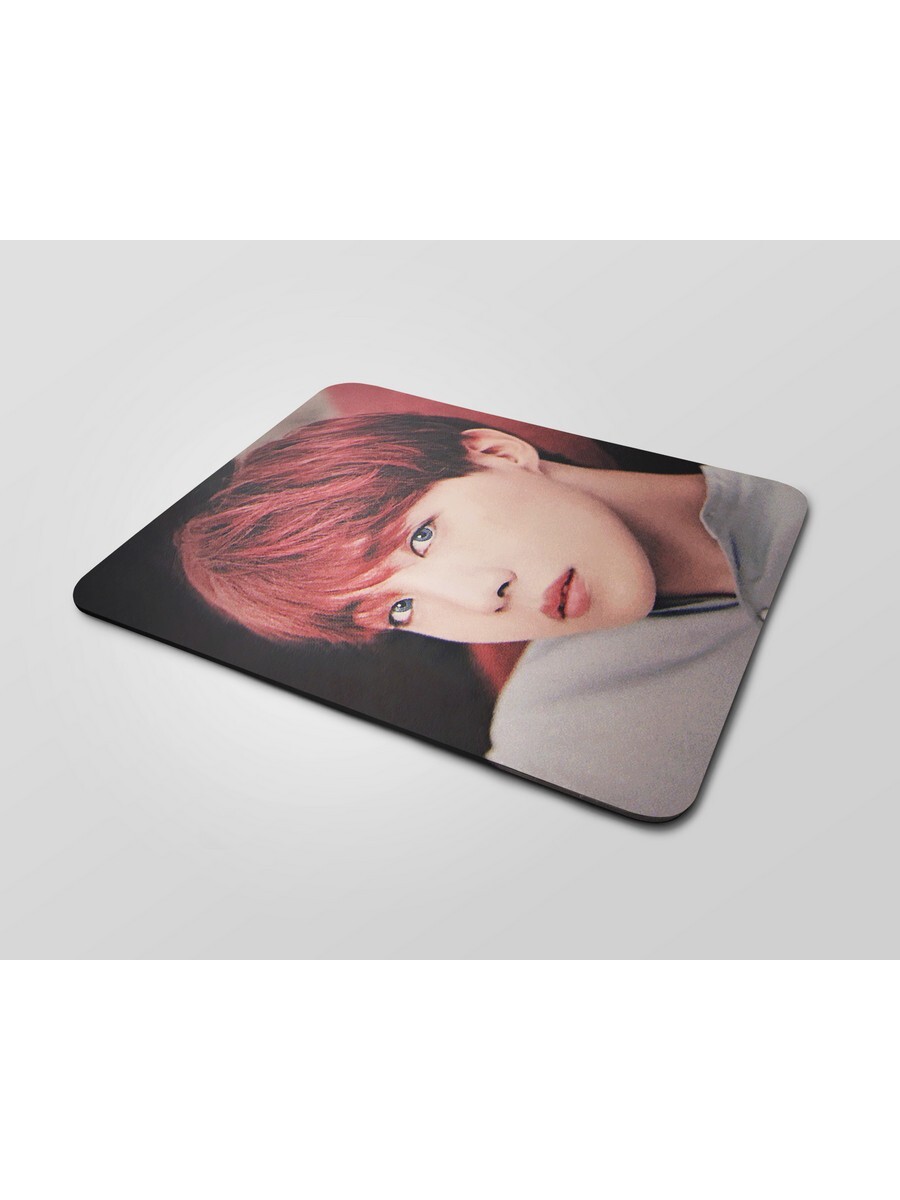 

Игровой коврик для мыши NoBrand bts j hope - 3 (XJR041), bts j hope - 3