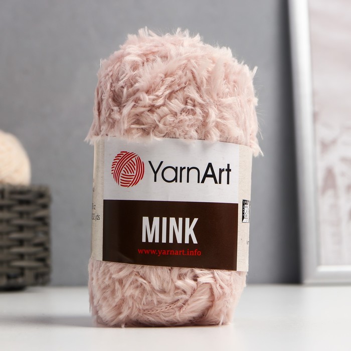 

Пряжа YarnArt "Mink" 100% полиамид 75 м /50 гр (331 бежевый) - 1 шт
