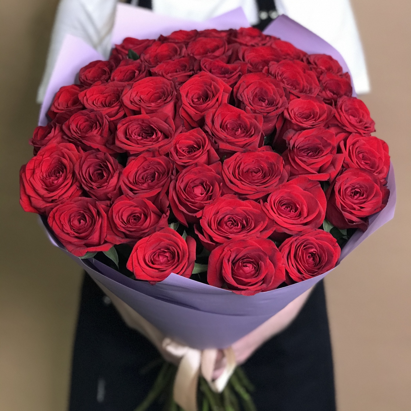 

Букет из 41 красной розы 60 см