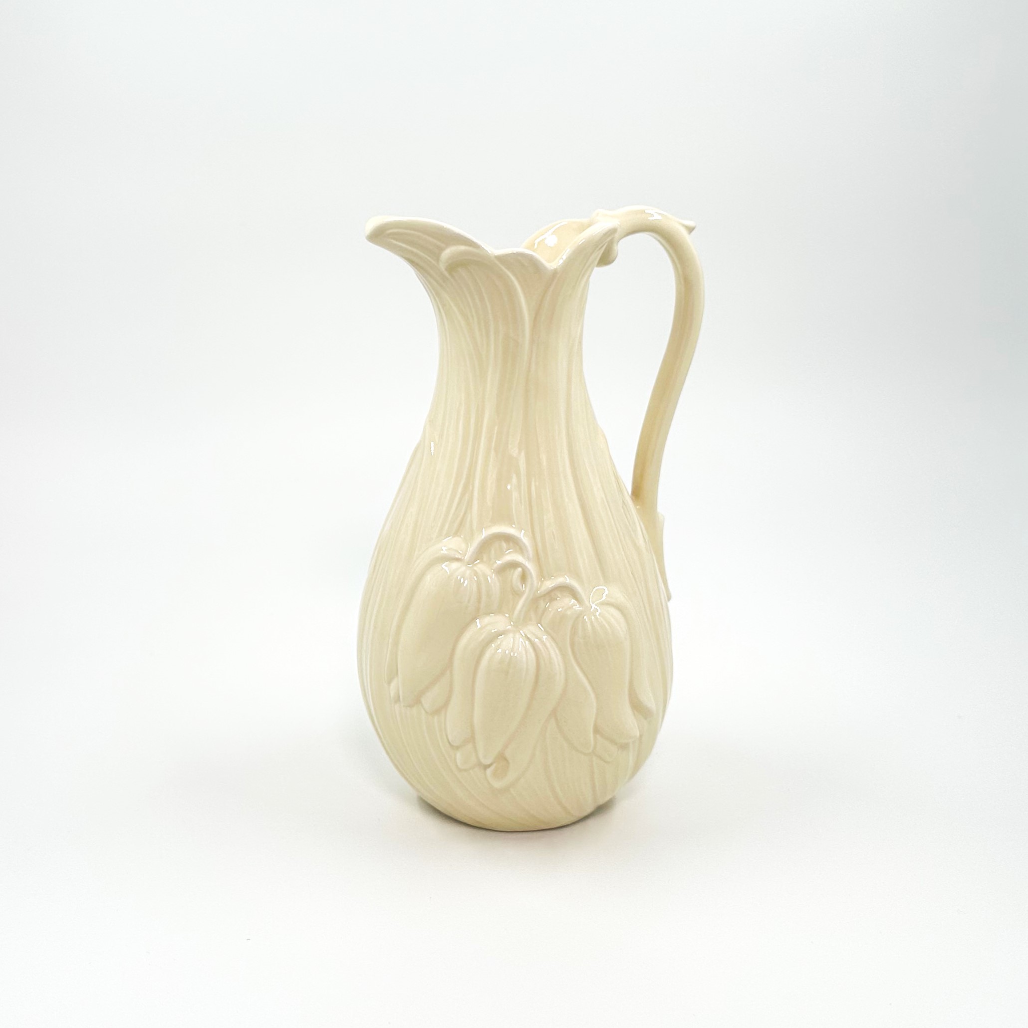 

Статуэтка CERAMICHE DARTE Кувшин Листья Тюльпана Ivory BR0010A, 23х14 см, 23х14 см