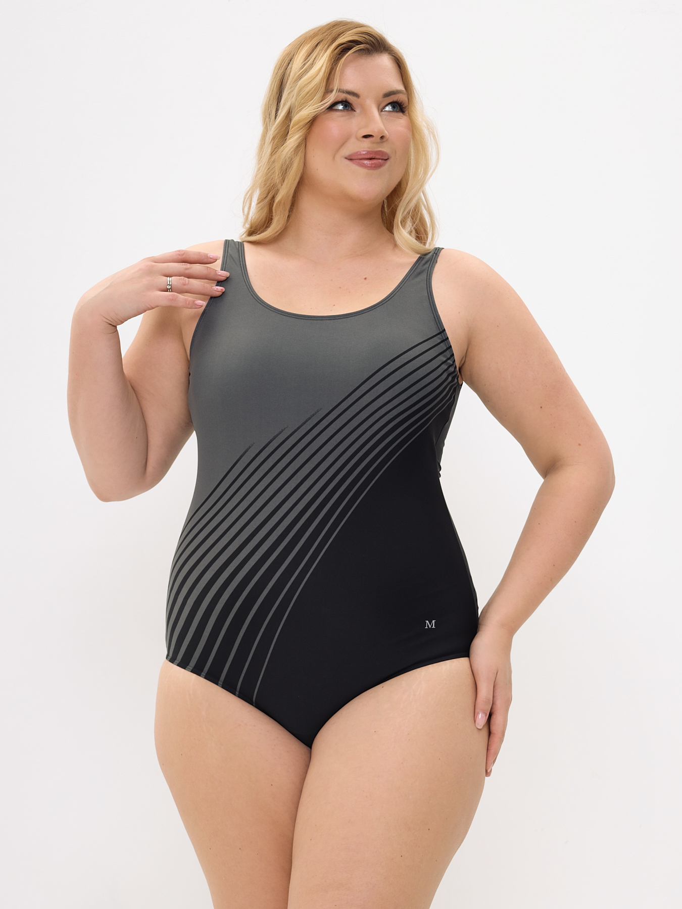 

Купальник слитный женский MOZZITO 7602 черный 54 RU, 7602