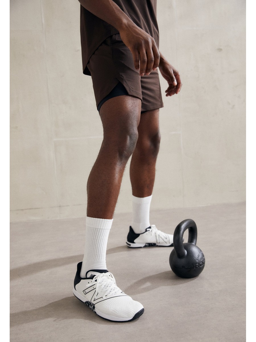 

Кроссовки мужские New Balance NE242A0MD белые 40 EU, Белый, NE242A0MD