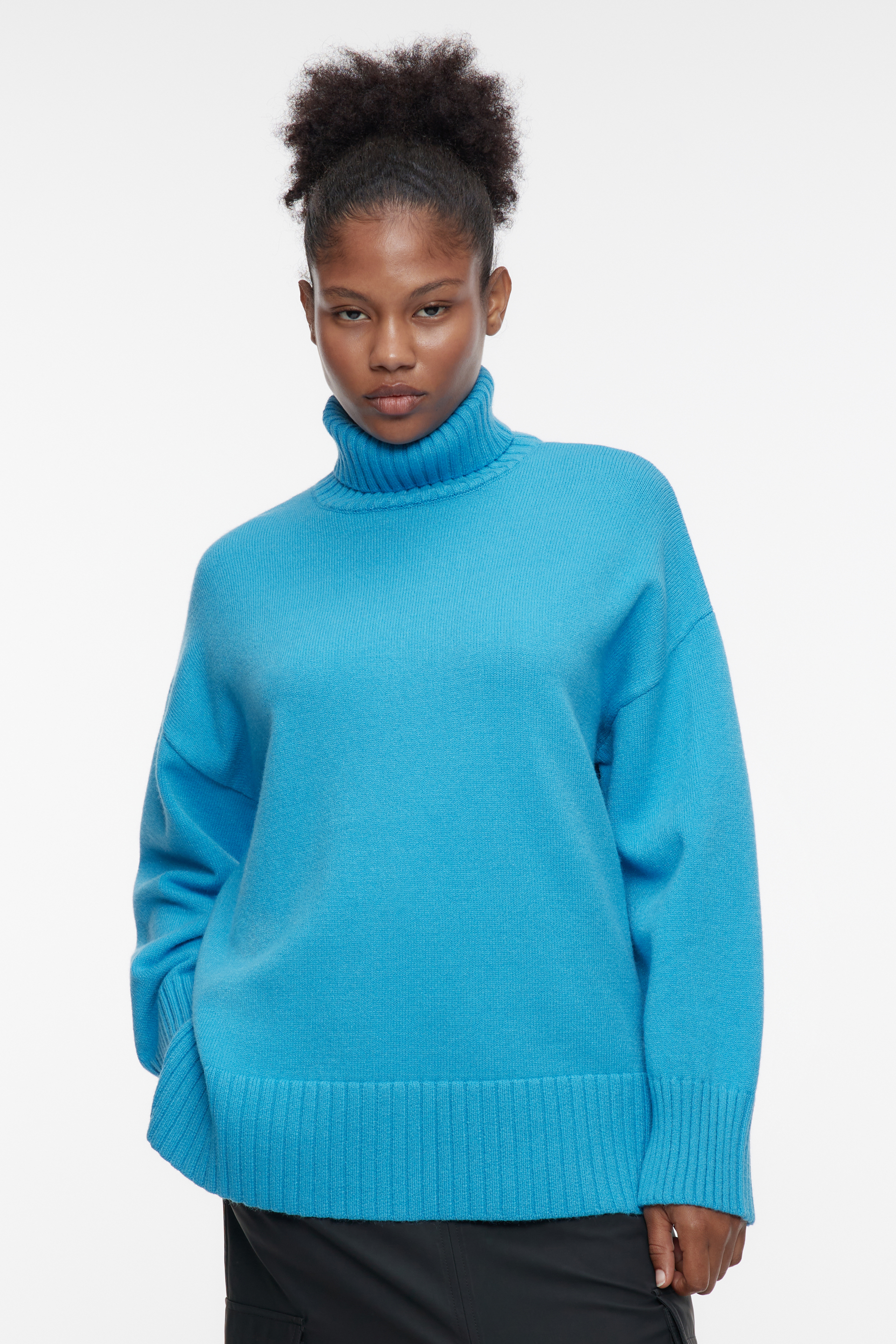 

Свитер женский Befree SWEATER-43 голубой XS, Бирюзовый, SWEATER-43