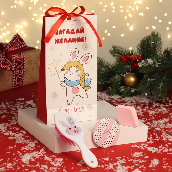 

Подарочный набор Кошечка, 3 предмета: зеркало, спонж, массажная расчёска, цвет микс