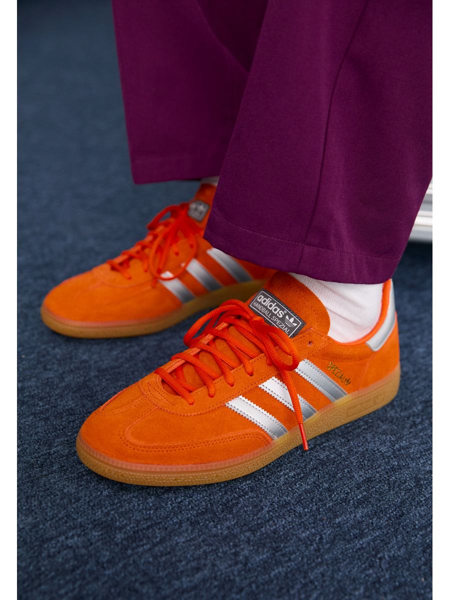 

Кеды унисекс Adidas Originals AD115O1RR оранжевые 37 1/3 EU, Оранжевый, AD115O1RR