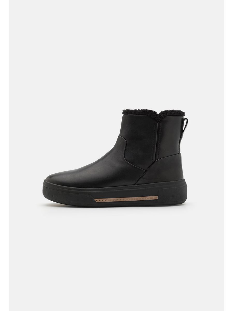 

Полусапоги женские Clarks CL111X02M черные 42 EU, Черный, CL111X02M