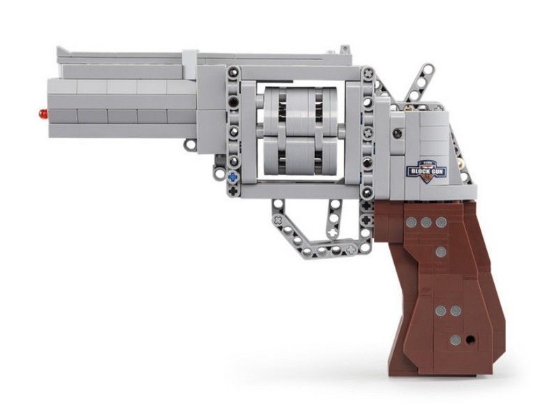 Конструктор-игрушка Cada револьвер, 475 элементов C81011W конструктор игрушка double e cada technics винтовка м1 583 дет стреляет пульками c81002w