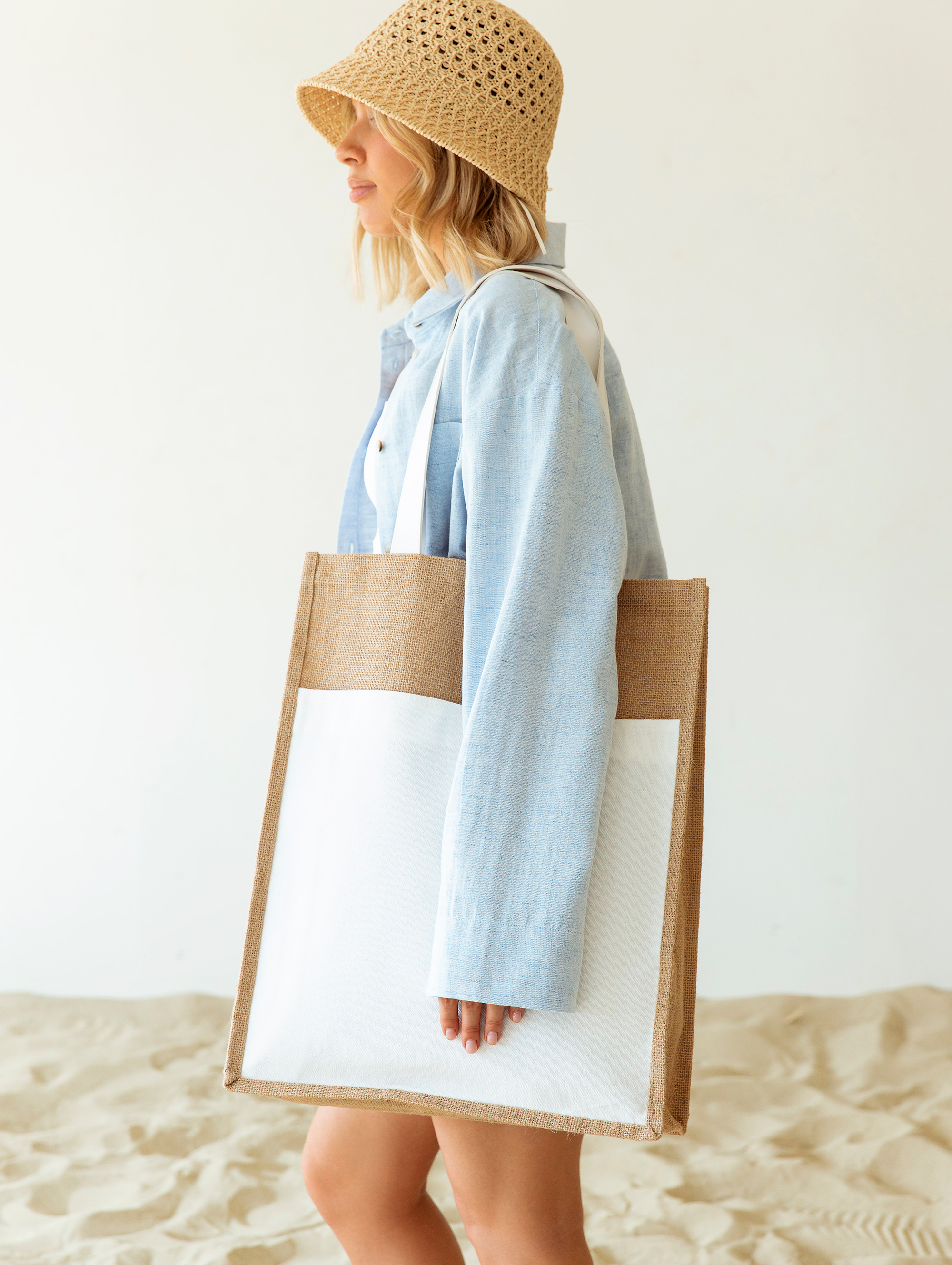 Шоппер женский nstc.moscow 2028XL бежевый/белый