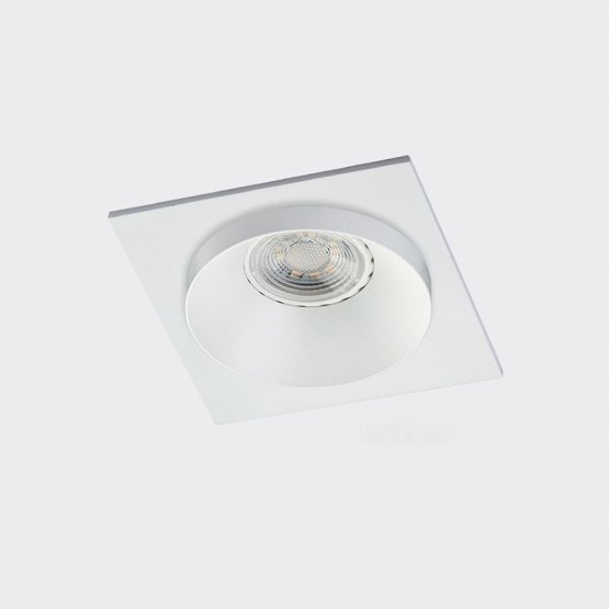 

Светильник встраиваемый Italline SOLO SP SOLO WHITE+SP 01 WHITE
