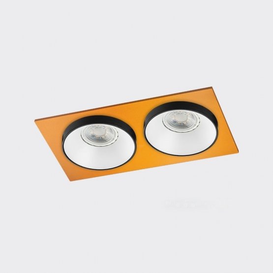 

Светильник встраиваемый Italline SOLO SP SOLO WHITE*2+SP 02 GOLD+2xSP RING BLACK