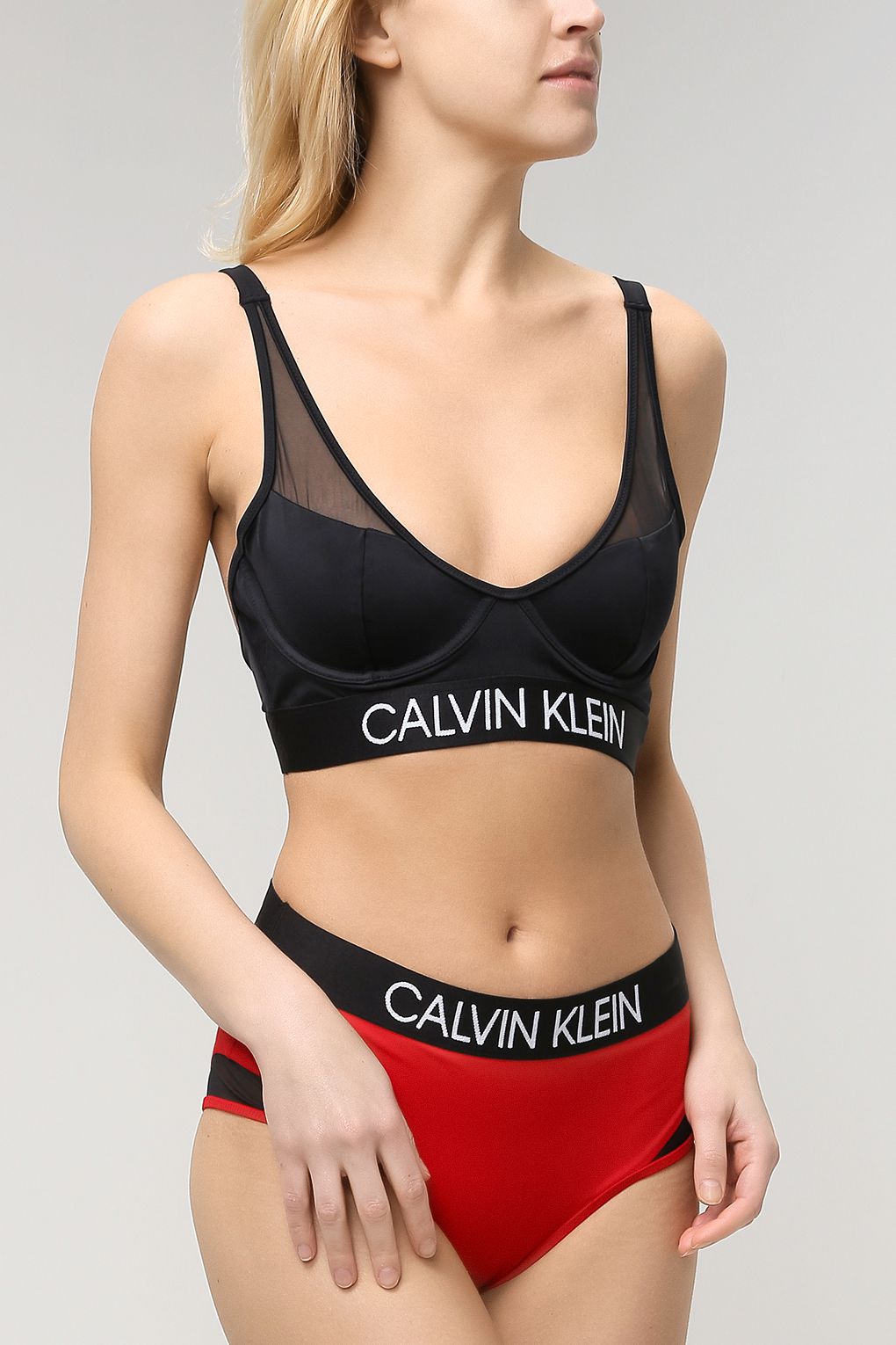 Бюстгальтер женский Calvin Klein KW0KW01304 черный 36B 6450₽