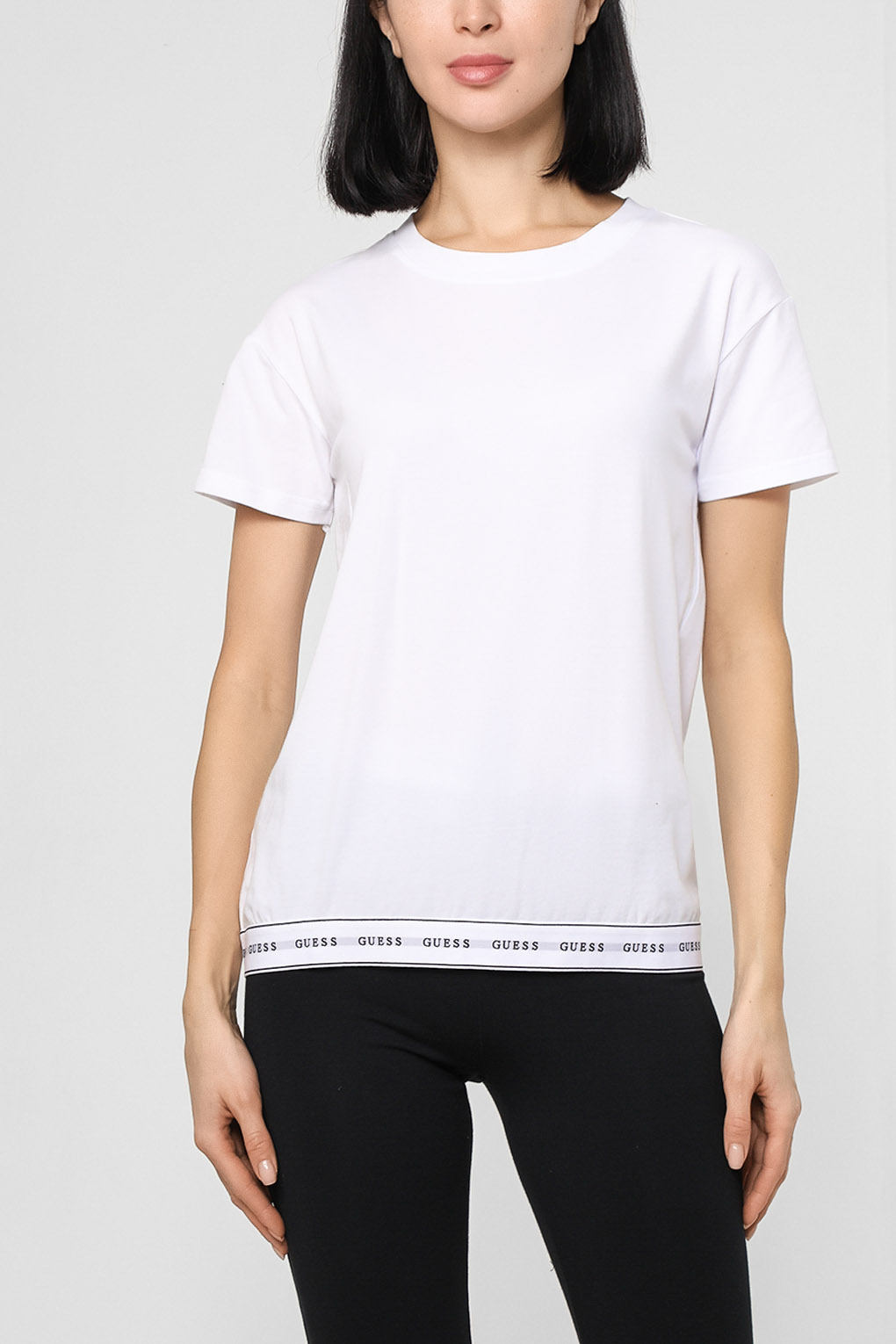 

Футболка женская Guess O2BM08 KBBU1 белая M, Белый, O2BM08 KBBU1