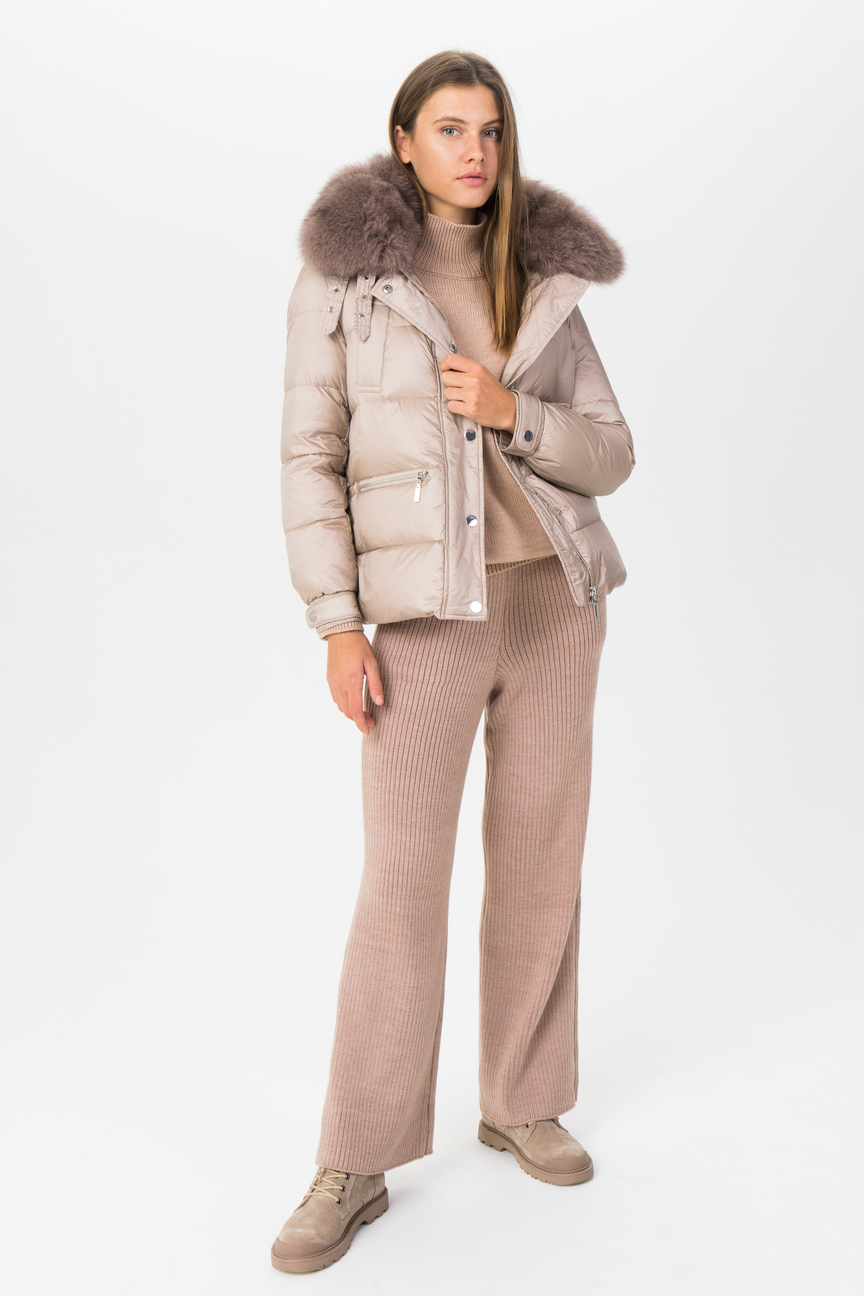 

Пуховик женский Consowear WDSF 200522 белый 38, WDSF 200522