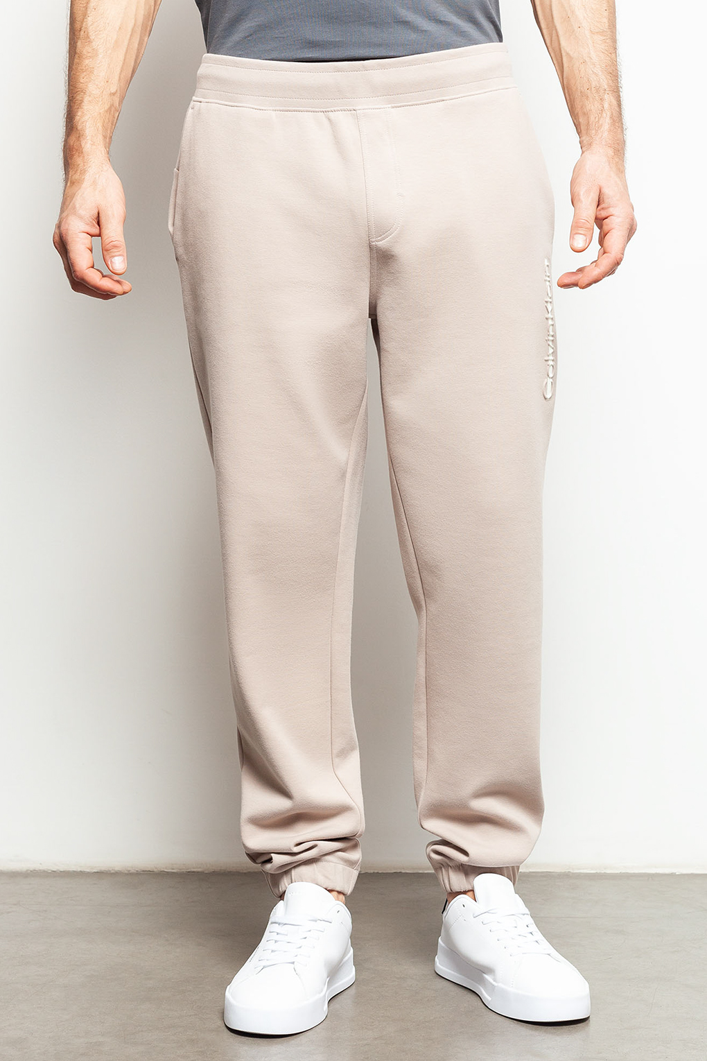 

Спортивные брюки мужские Calvin Klein K10K112688 серые XL, Серый, K10K112688