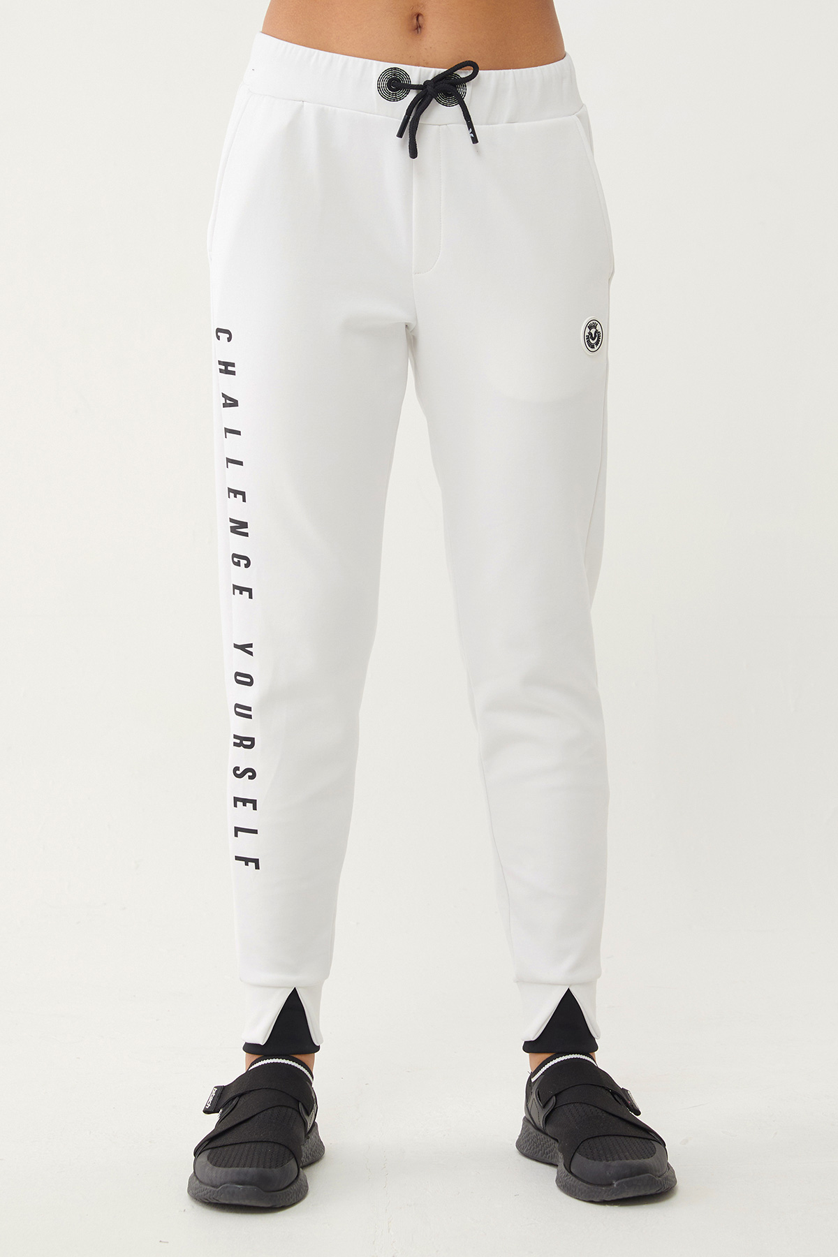 Спортивные брюки женские Bilcee TB23WL05W1589-1-1006 белые M