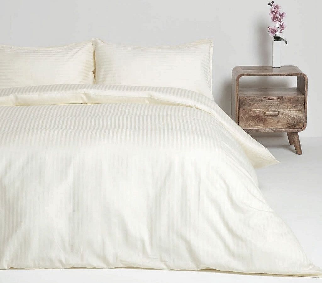 

Постельное бельё Maktex тенсель Евро Макси x30см 60S 4307 Сливочный Страйп 1х1, Постельное белье тенсель Евро Макси на резинке 180х200х30