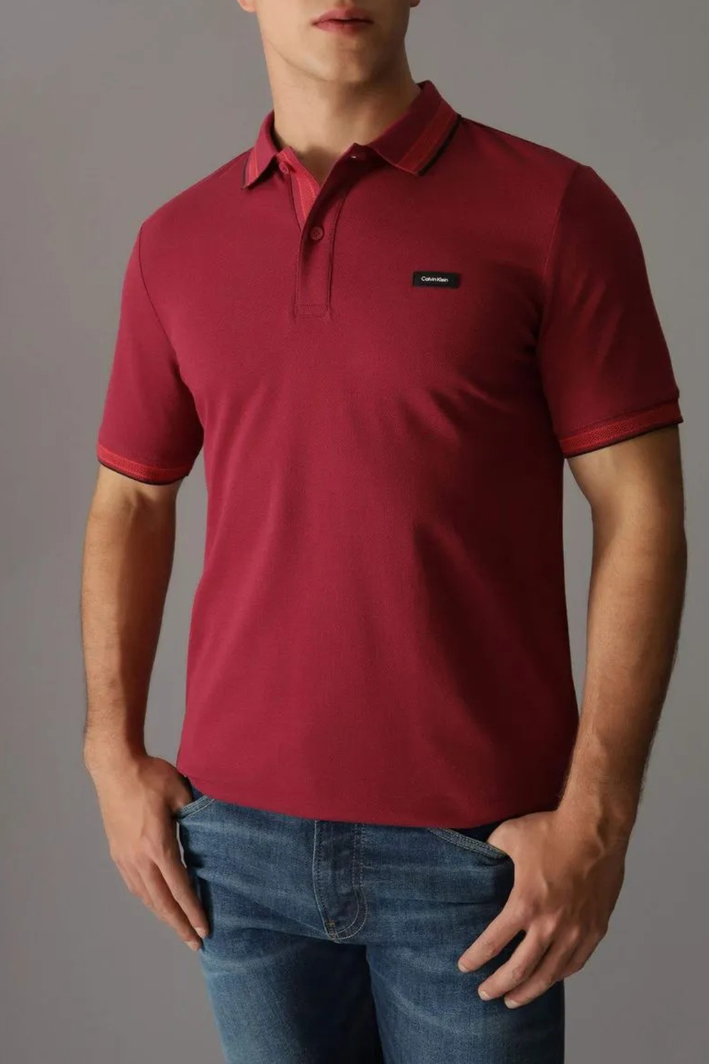 

Футболка мужская Calvin Klein K10K112469 красная 2XL, Красный, K10K112469