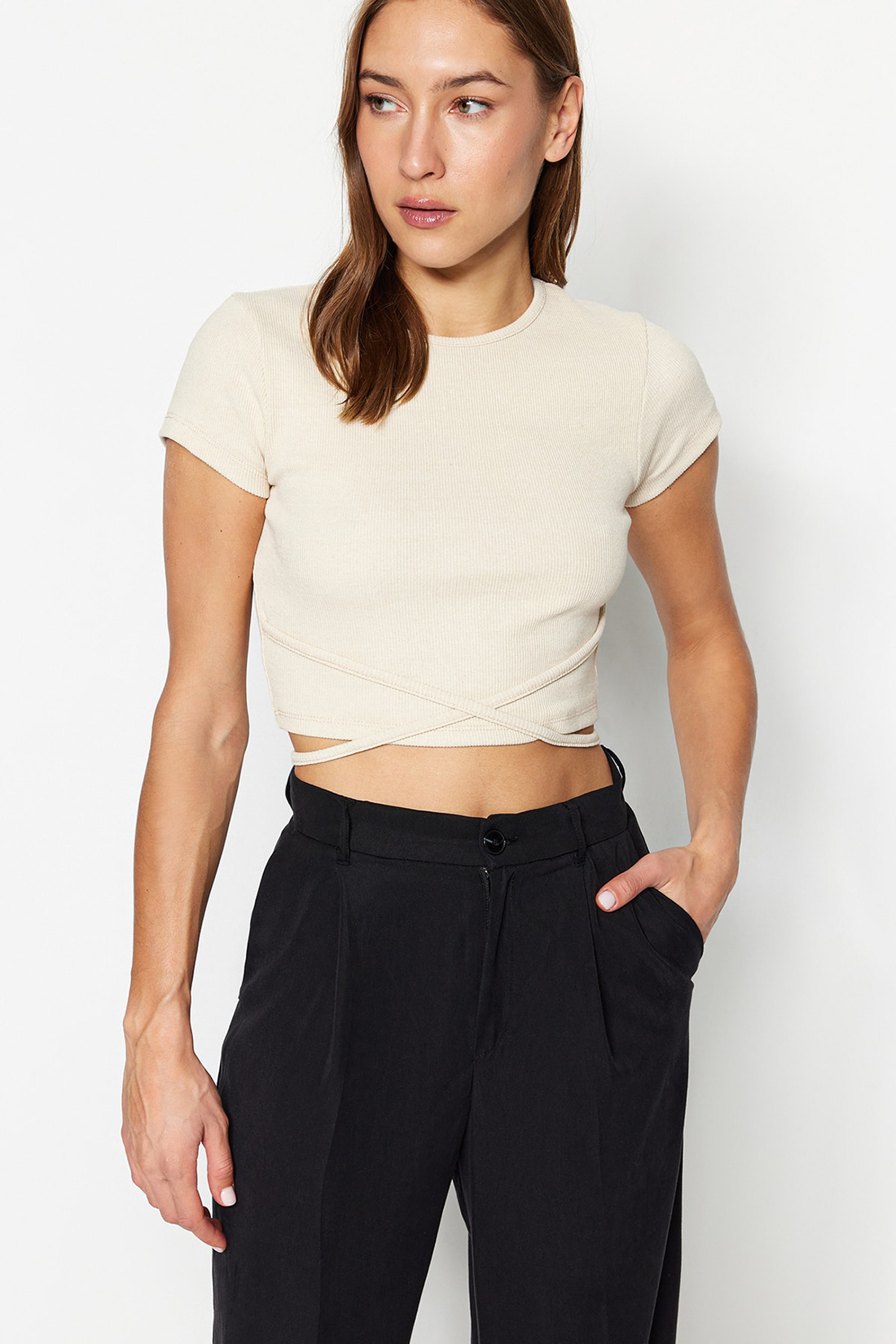 

Топ женский Trendyol THMSS22BZ1089 бежевый XS, THMSS22BZ1089