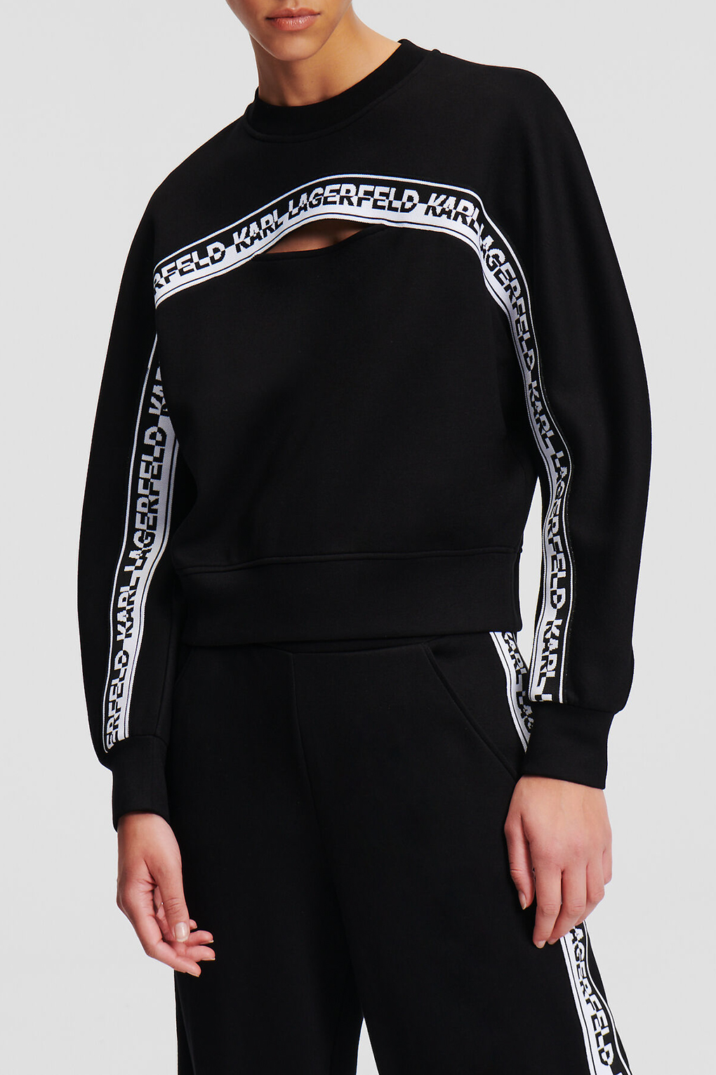 

Свитшот женский Karl Lagerfeld 241W1806 черный S, 241W1806