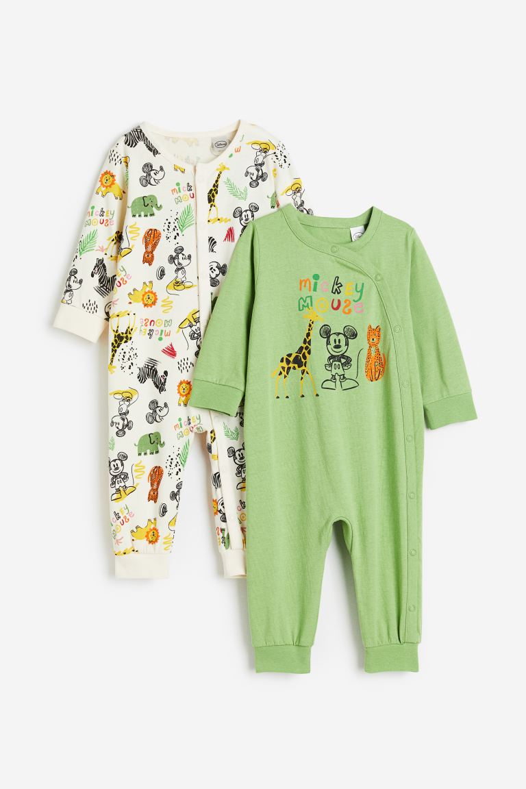 

Пижама детская H&M 1092245, цвет зеленый/разноцветный, размер 98 (доставка из-за рубежа), 1092245