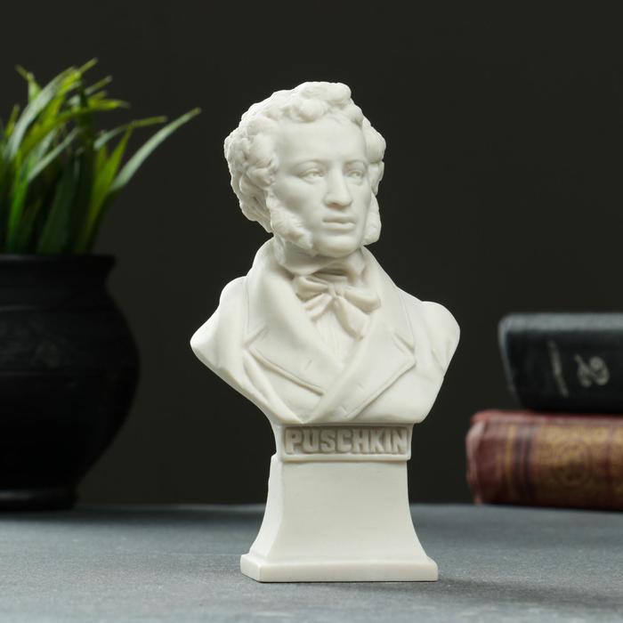 фото Бюст пушкина 7х14см, белый / мраморная крошка сувениры из мраморной крошки